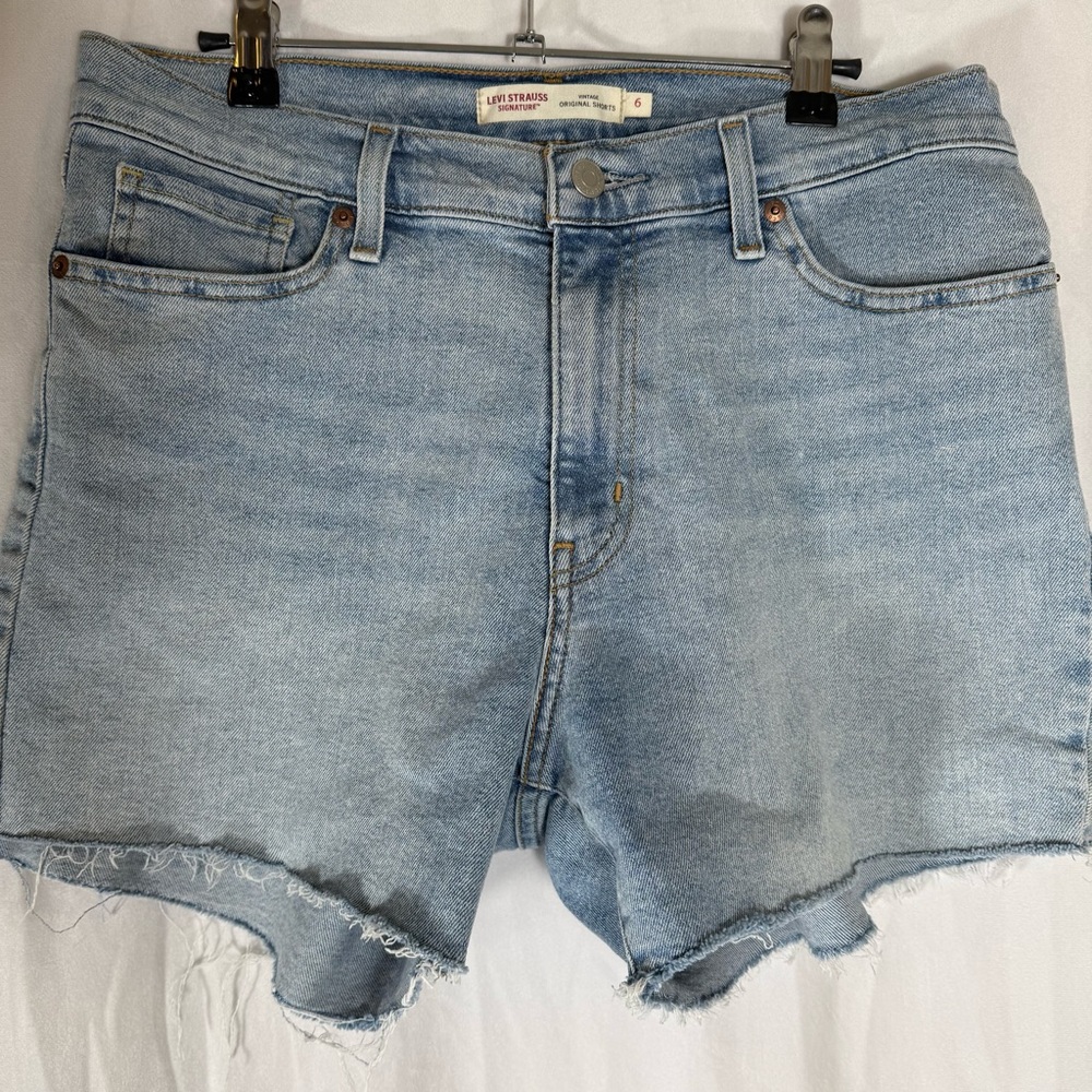 Levi’s Strauss Signature Vintage Original Shorts Womens Size 6‎ Frayed Hem